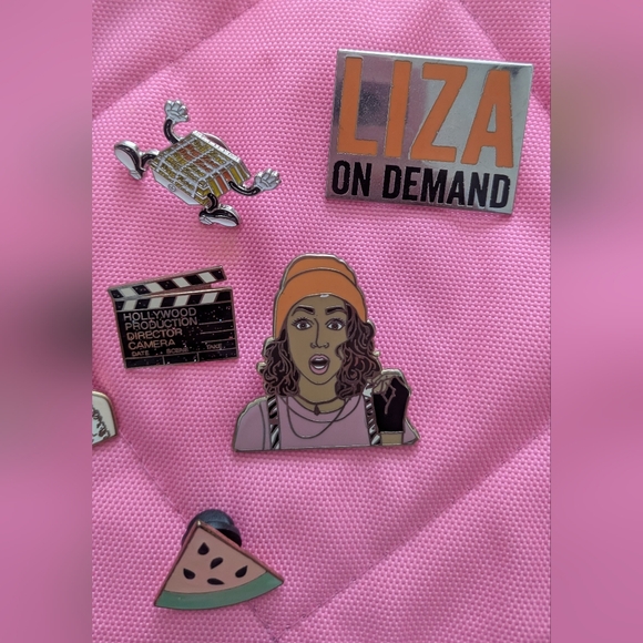Assorted Enamel Pin Set - Picture 4 of 6